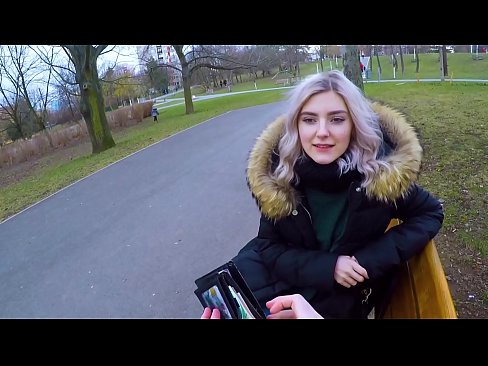 ❤️ Gleypir heitt ásamt ókunnugra fyrir peninga - blástur í garðinum eftir Evu Elfie ☑ Klám hjá okkur is.befuck-net.ru ❤